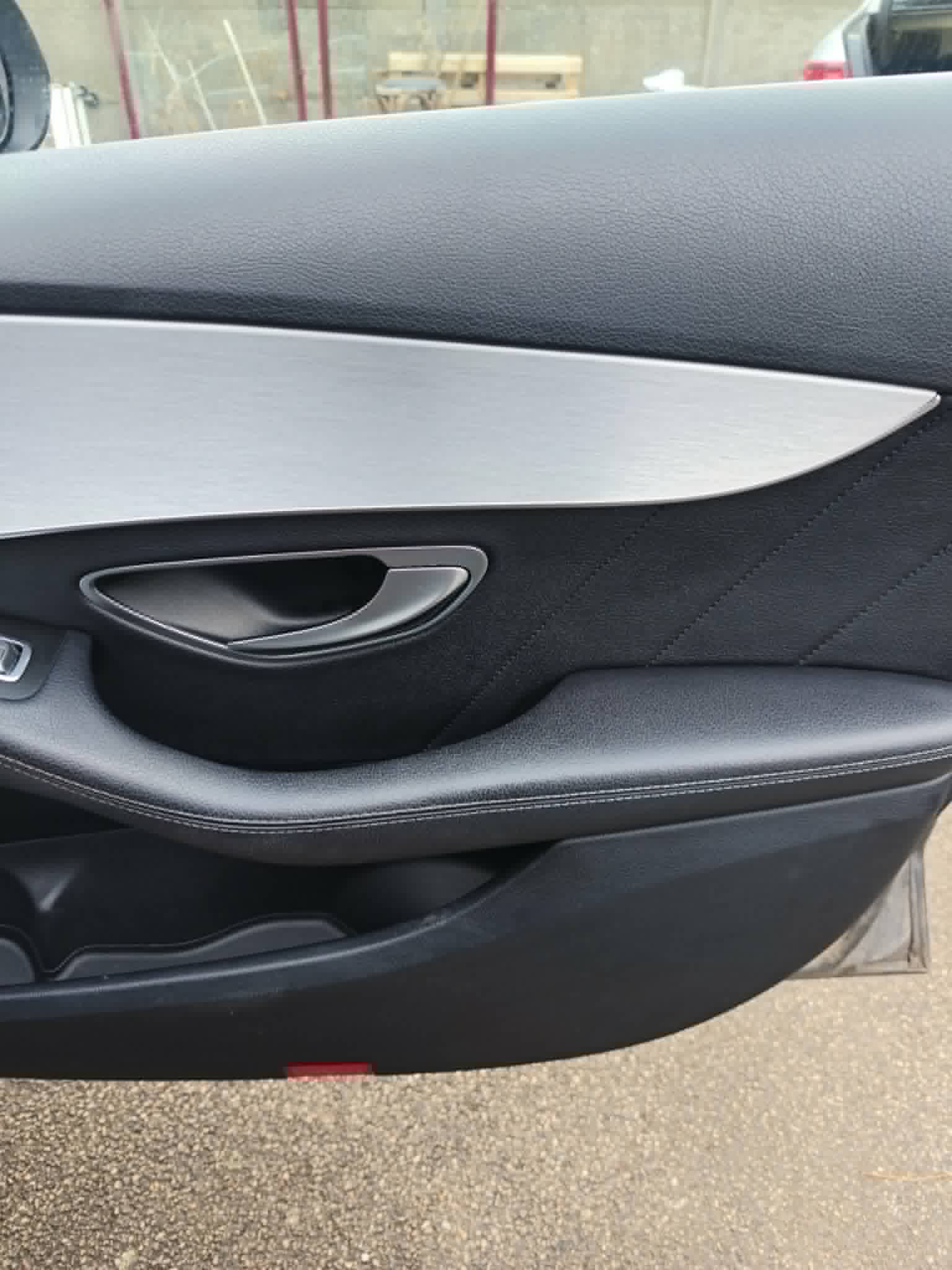 Automobile après nettoyage